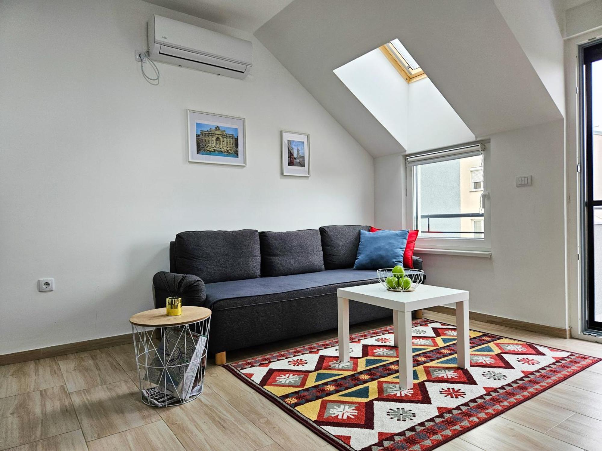 Roman Apartman Sremska Mitrovica Exterior foto